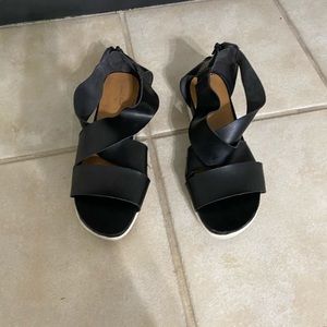 Black sandal